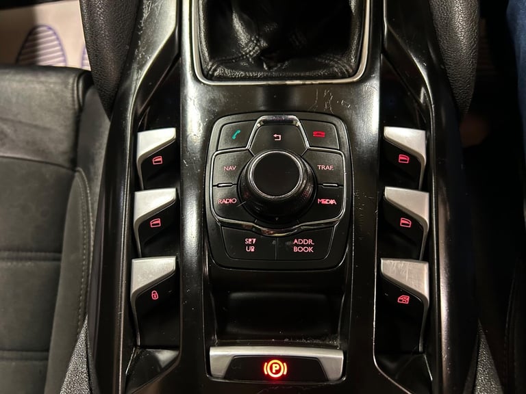 2013 Citroen DS5 2.0 HDi DStyle Euro 5 5dr HATCHBACK Diesel Manual