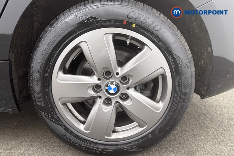 2024 BMW 1 Series 118i [136] SE 5dr Step Auto [Live Cockpit Pro] Hatchback Petrol Automatic