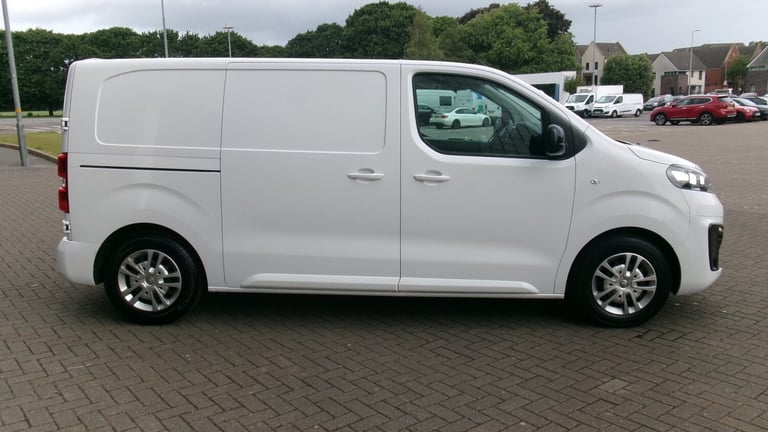 2021 Vauxhall Vivaro 2700 1.5d 120PS Sportive H1 Van NO VAT PANEL VAN Diesel Manual