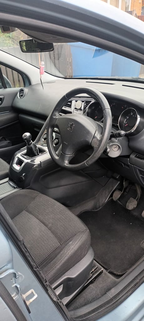Peugeot, 5008, MPV, 2010, Manual, 1997 (cc),5 doors - Image 6