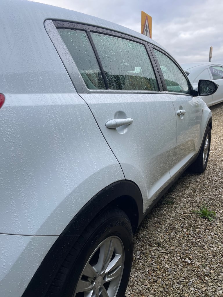 Kia sportage low miles full service history