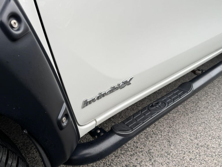 2020 Toyota Hilux 2.4 D-4D Invincible X Auto 4WD Euro 6 (s/s) 4dr (TSS) PICK UP Diesel Automatic