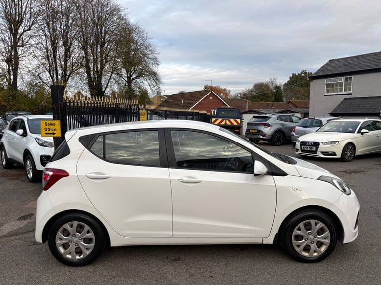 2014 Hyundai i10 1.2 SE Hatchback 5dr Petrol Auto Euro 5 (87 ps) Hatchback Petrol Automatic