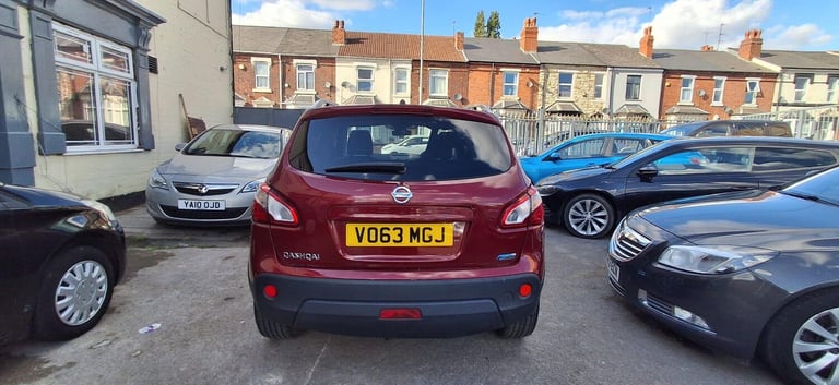 2013 Nissan Qashqai 1.6 dCi Tekna 5dr [Start Stop] HATCHBACK DIESEL Manual