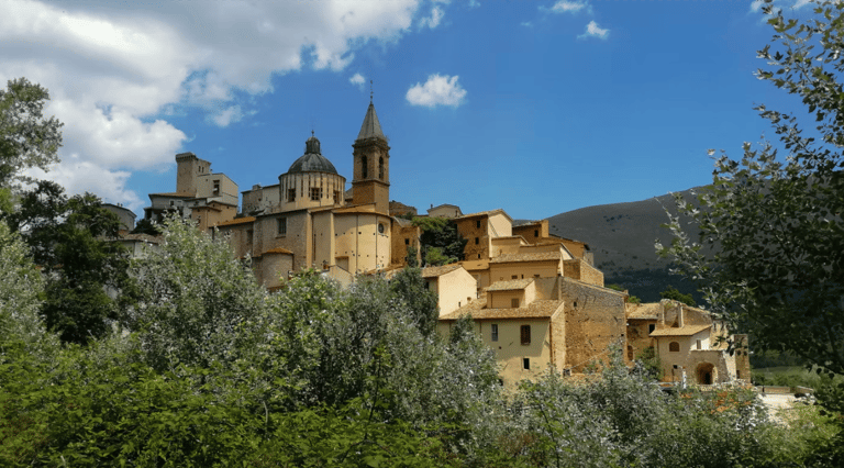 Spread the balance over 10 years - town house in Cocullo Italy