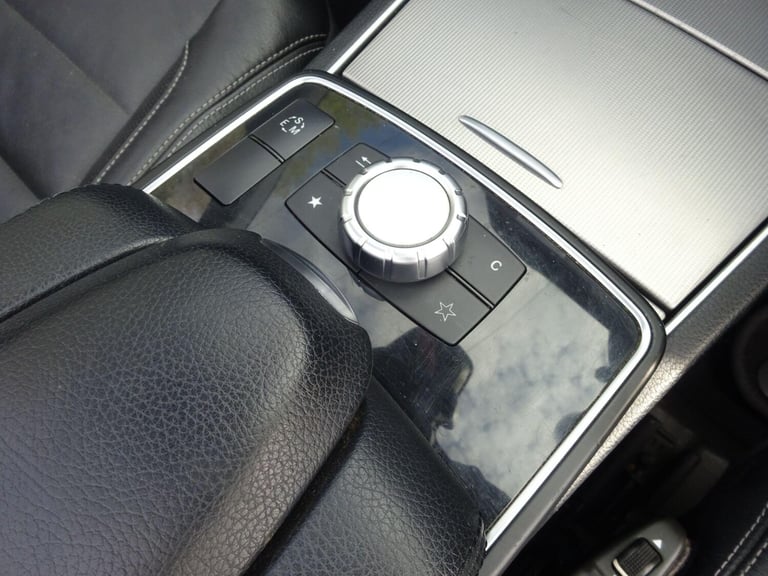  Mercedes-Benz E Class 2.1 E220 BlueTEC AMG Line Cabriolet G-Tronic+ Euro 6 (s/s) 2dr  Diesel Aut...