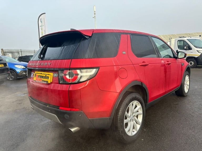 2017 Land Rover Discovery Sport 2.0 TD4 SE Tech SUV 5dr Diesel Manual 4WD Euro 6 (s/s) (180 ps) E...