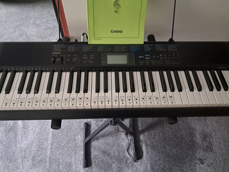 Casio Keyboard for sale