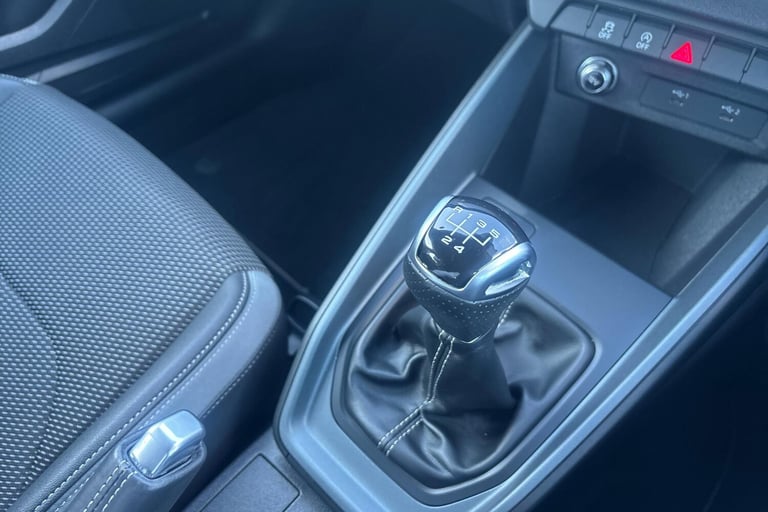  Audi A1 Sportback 1.0 Tfsi 25 S Line Sportback 5dr Petrol Manual Euro 6 s/s 95