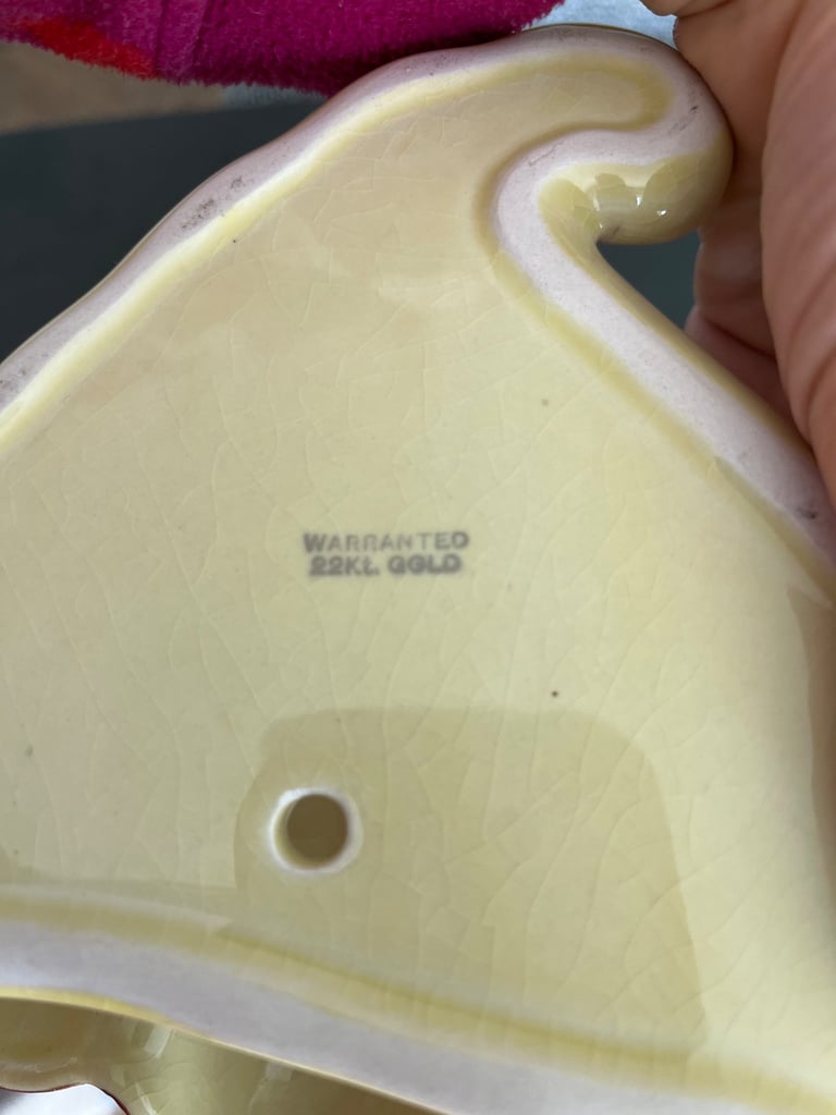 2 x vintage yellow ceramic wall pockets with 22ct gold gilding detail