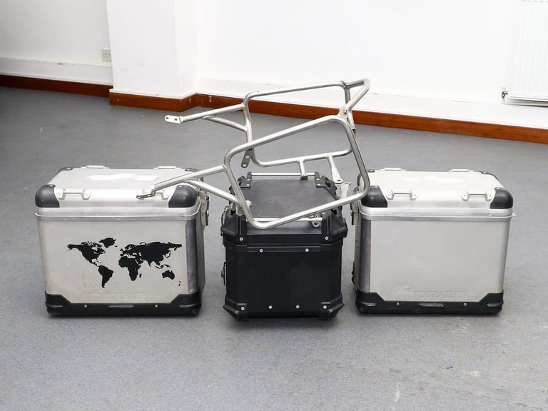 2007 '07 BMW 1200GS Adventure. Öhlins Shock, Akrapovic Pipe, Full Luggage. £6395