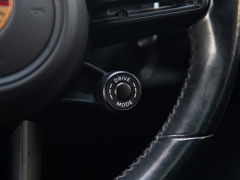 2022 Porsche Macan 2.0T T SUV 5dr Petrol PDK 4WD Euro 6 (s/s) (265 ps) Petrol