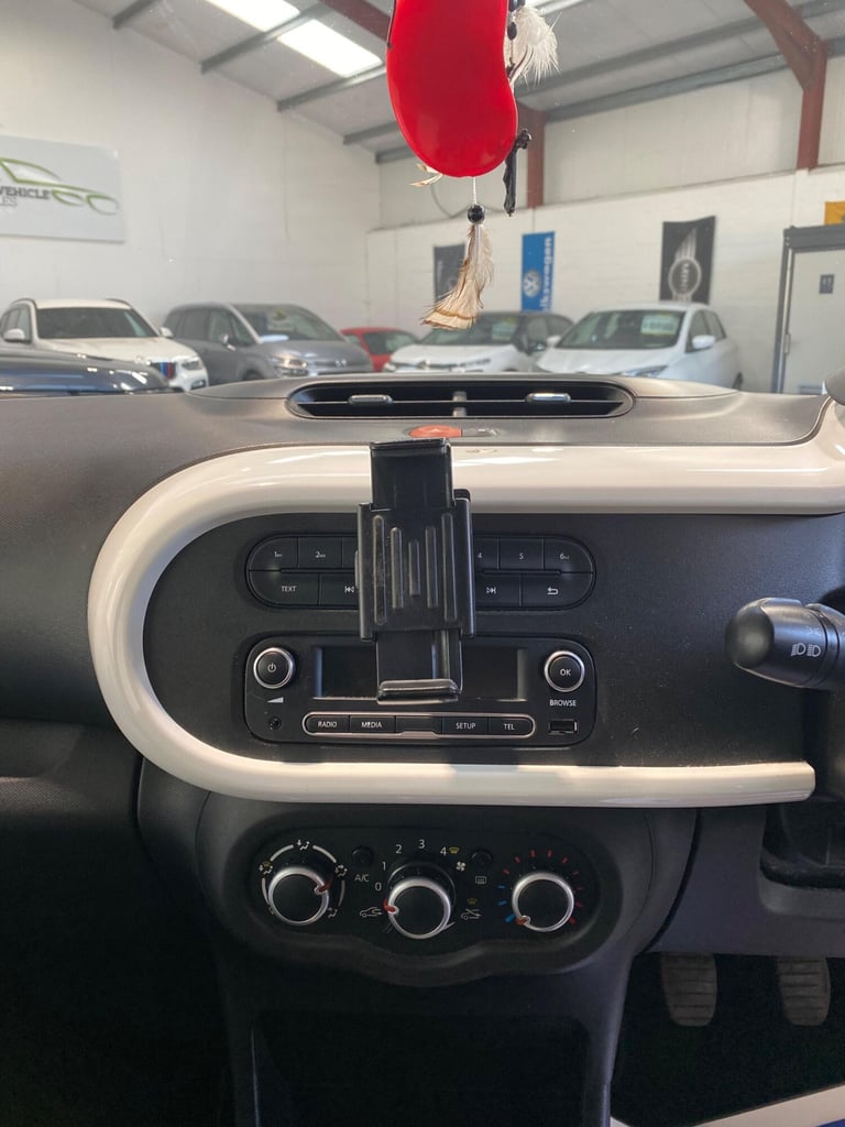 2016 Renault Twingo 1.0 SCe Play Euro 6 5dr HATCHBACK Petrol Manual
