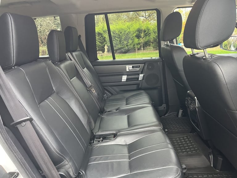 LAND ROVER DISCOVERY 4 3.0 SD V6 XS 2014