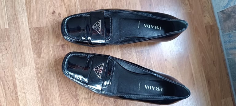 image for Authenticity  Prada Black Leather Loafers UK 5.5 eu 38.5 Designer Shoes Boxed VGC RRP £750