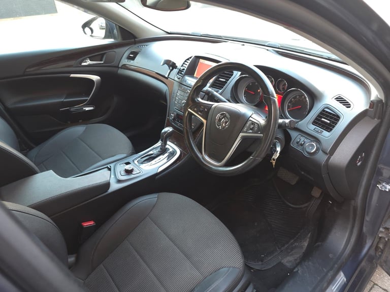 Vauxhall, INSIGNIA, Hatchback, 2011, Other, 1956 (cc), 5 doors