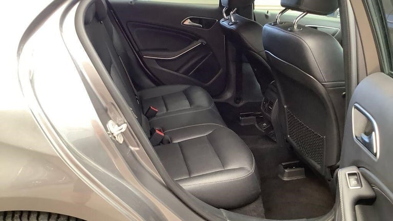 2016 Mercedes-Benz A Class 2.1 A200d Sport (Premium) Hatchback 5dr Diesel