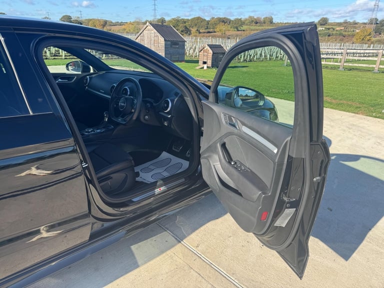 2020 Audi A3 1.5 TFSI CoD 35 Black Edition S Tronic Euro 6 (s/s) 4dr SALOON Petrol Automatic