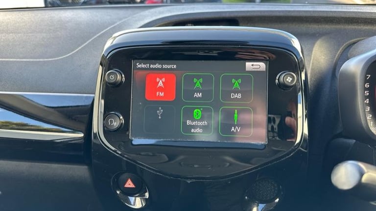 2018 Peugeot 108 1.0 72 Collection 5dr HATCHBACK PETROL Manual