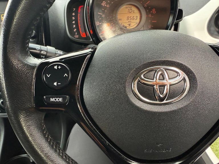 2015 Toyota AYGO 1.0 VVT-i x-pression x-wave 5dr Petrol Manual Euro 5 Euro 5 (68 ps) HATCHBACK Pe...