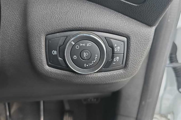 2017 Ford Transit Connect 1.5 TDCi 100ps Van PANEL VAN DIESEL Manual