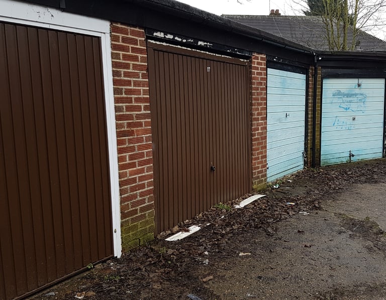 Garage/Parking/Storage to rent: Sudbury Croft (r/o 45) Wembley HA0 2QW - GATED SITE