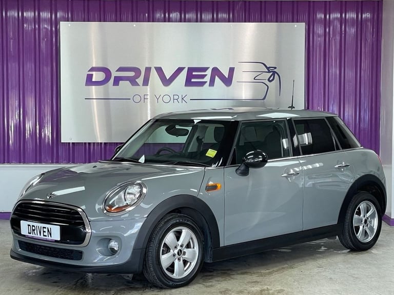image for 2017 MINI Hatch 1.5 Cooper Hatchback 5dr Petrol Manual Euro 6 (s/s) (136 ps) Hatchback Petrol Manual