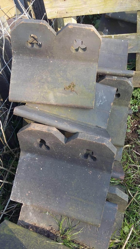 Bangor Blue Slates granite step scill roof ridge floor tiles chimney pot's 