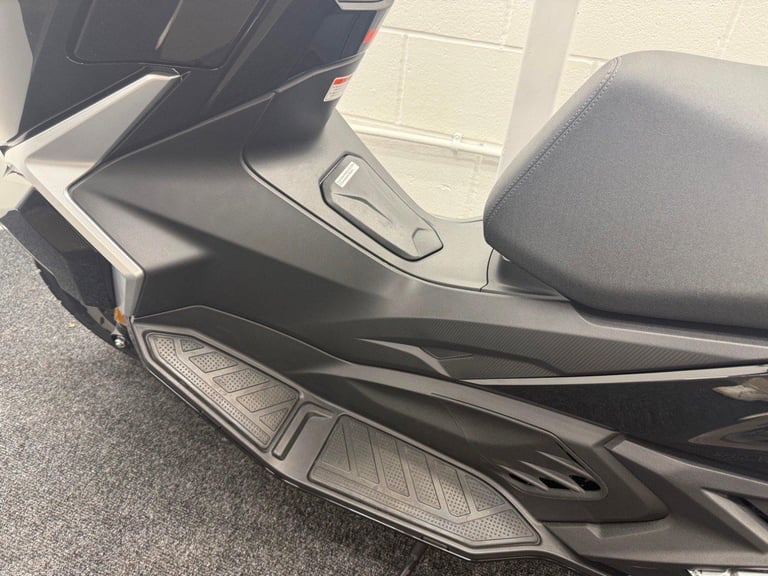 LEXMOTO RT1 125 ** BRAND NEW MODEL - FREE DELIVERY - 2 YEAR WARRANTY **