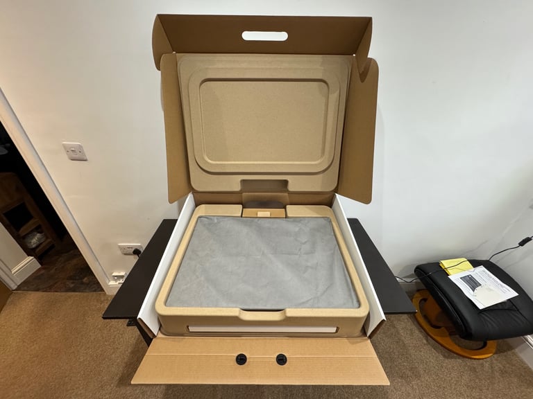 💻 iMac Pro 2017 27” Retina 5K – 8-Core Xeon W, Vega 56, 64GB RAM, 1TB SSD – Near Mint, Boxed ✨