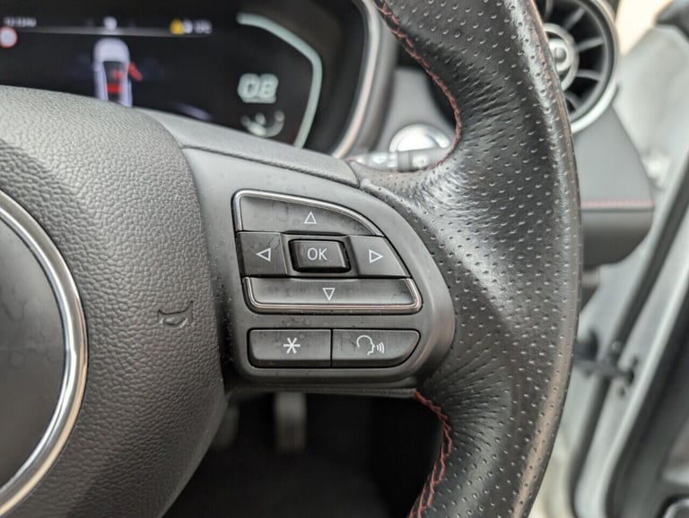2023 MG MG HS 1.5 T-GDI Excite SUV 5dr Petrol DCT Euro 6 (s/s) (162 ps) - PARKING SENSORS ESTATE ...