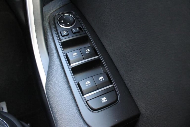 2023 Kia XCeed 1.5 T Gdi 3 Suv 5dr Petrol Manual Euro 6 (s/s) (158 Bhp) HATCHBACK Petrol Manual