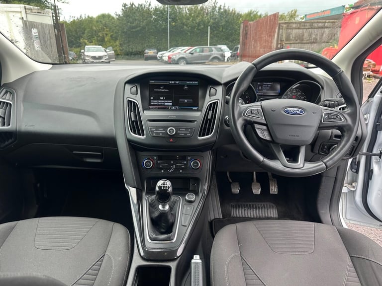 2016 Ford Focus 1.0T EcoBoost Titanium Euro 6 (s/s) 5dr HATCHBACK Petrol Manual