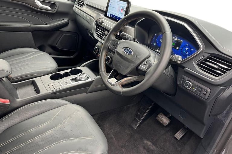 2024 Ford Kuga 2.5 Duratec 14.4kWh Vignale SUV 5dr Petrol Plug-in Hybrid CVT Euro 6 (s/s) SUV Hyb...