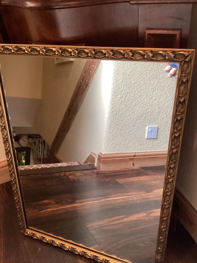image for Gold framed mirror 