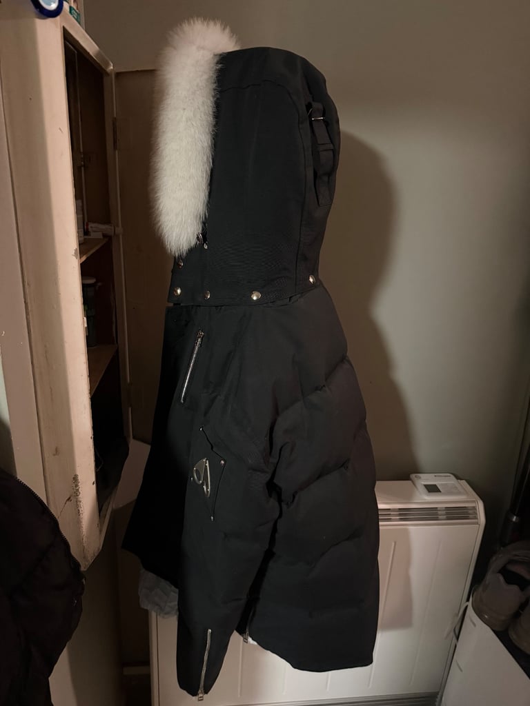 image for Moose knuckle 