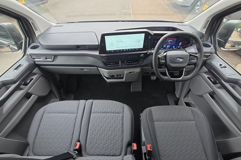 2025 Ford Transit Custom 2.5 PHEV 232ps H1 Double Cab Van Limited Auto PANEL VAN PETROL/ELECTRIC ...