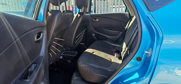 RENAULT CAPTUR 1.5 Dynamique MediaNav dCi 90 Stop &amp; Start 2014