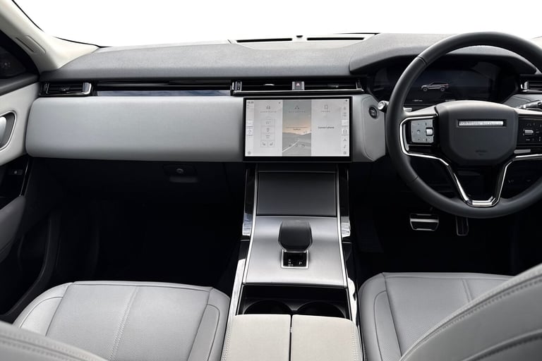 2025 Land Rover Range Rover Velar 2.0 D200 MHEV Dynamic SE 5dr SUV DIESEL Automatic