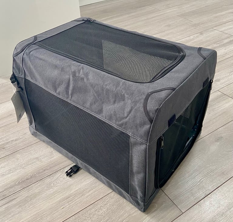 Dog crate 