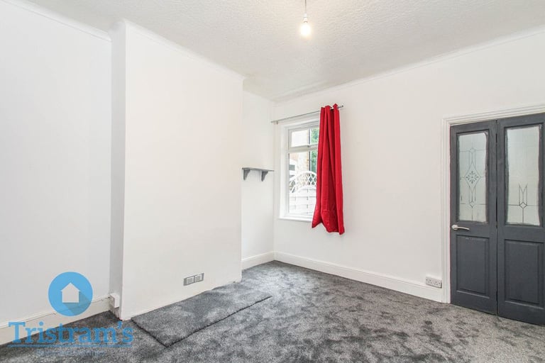 2 Bed House DE24 (URGENT)