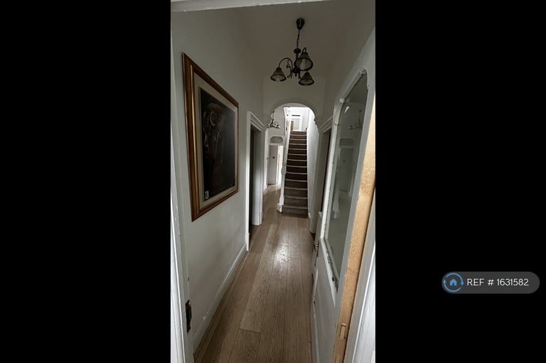4 bedroom house in Sheffield Road, Hyde, SK14 (4 bed) (#1631582)
