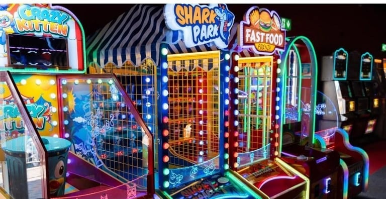 STATIC CARAVAN FOR SALE - BARMOUTH SUNNY SANDS SITE FEES £2995 FIXED FOR 3 YEARS