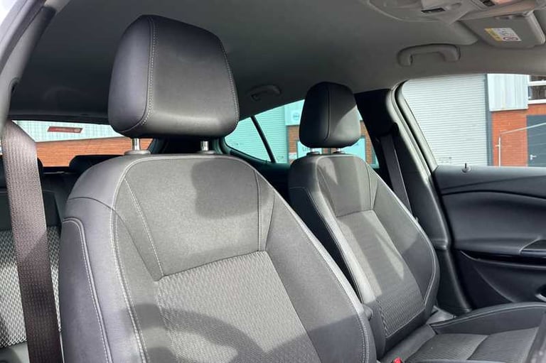 2019 Vauxhall Astra 1.4T 16V 150 Griffin 5dr HATCHBACK PETROL Manual