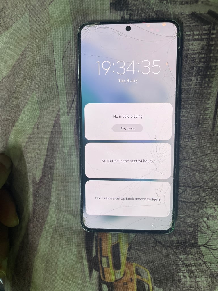 Samsung S21 5g Crack front glass 