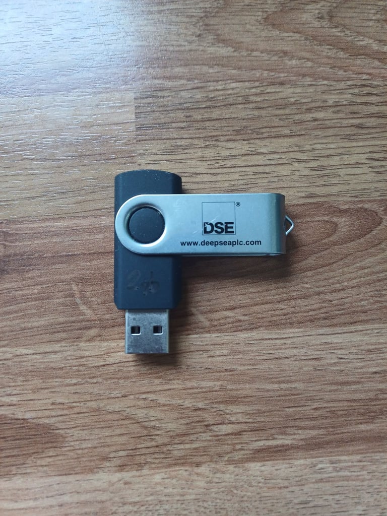SD Memory Card and USB Stick 