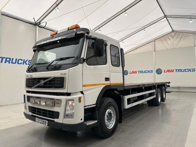 image for Volvo FM9 300 6x2 10 Tyre Flatbed Manual