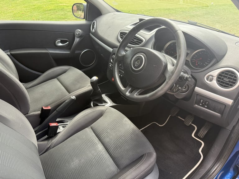 RENAULT CLIO 1.5 dCi Dynamique 2010