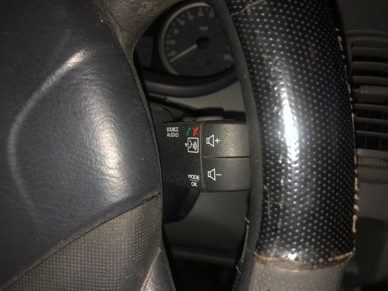 Vauxhall vivaro 2011