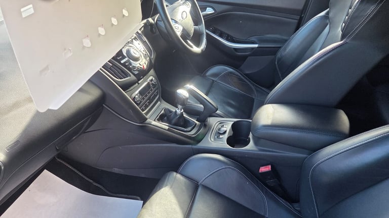 2012 Ford Focus 2.0T ST-3 5dr HATCHBACK Petrol Manual